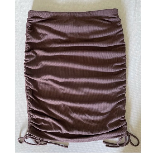 Princess Polly Skirt NWOT - Picture 3 of 4